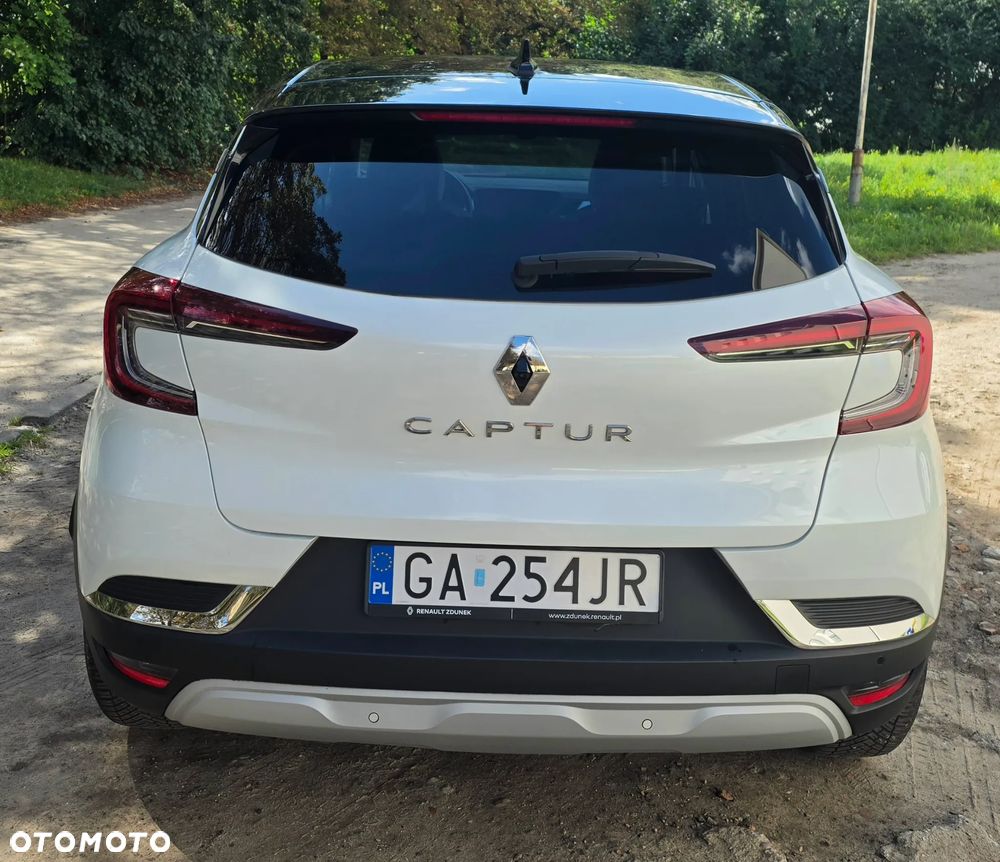 Renault Captur 1.3 TCe mHEV Techno EDC - 3