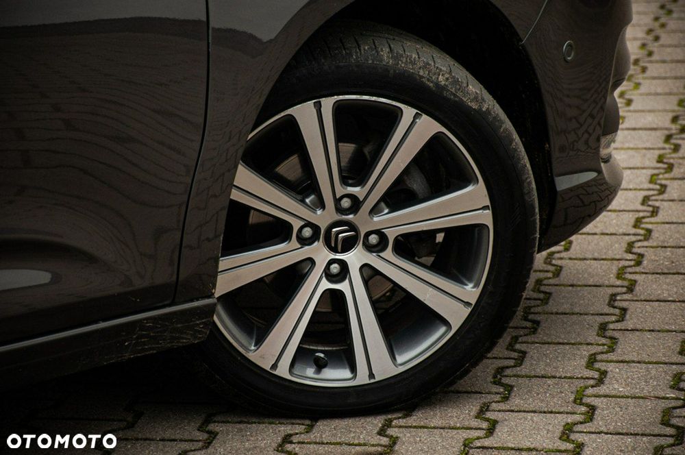 Citroën C4 BlueHDi 120 Stop&Start EAT6 Selection - 17