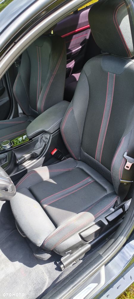 BMW Seria 3 320d Sport Line - 8