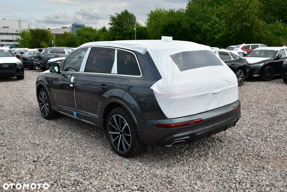 Audi Q7 - 7