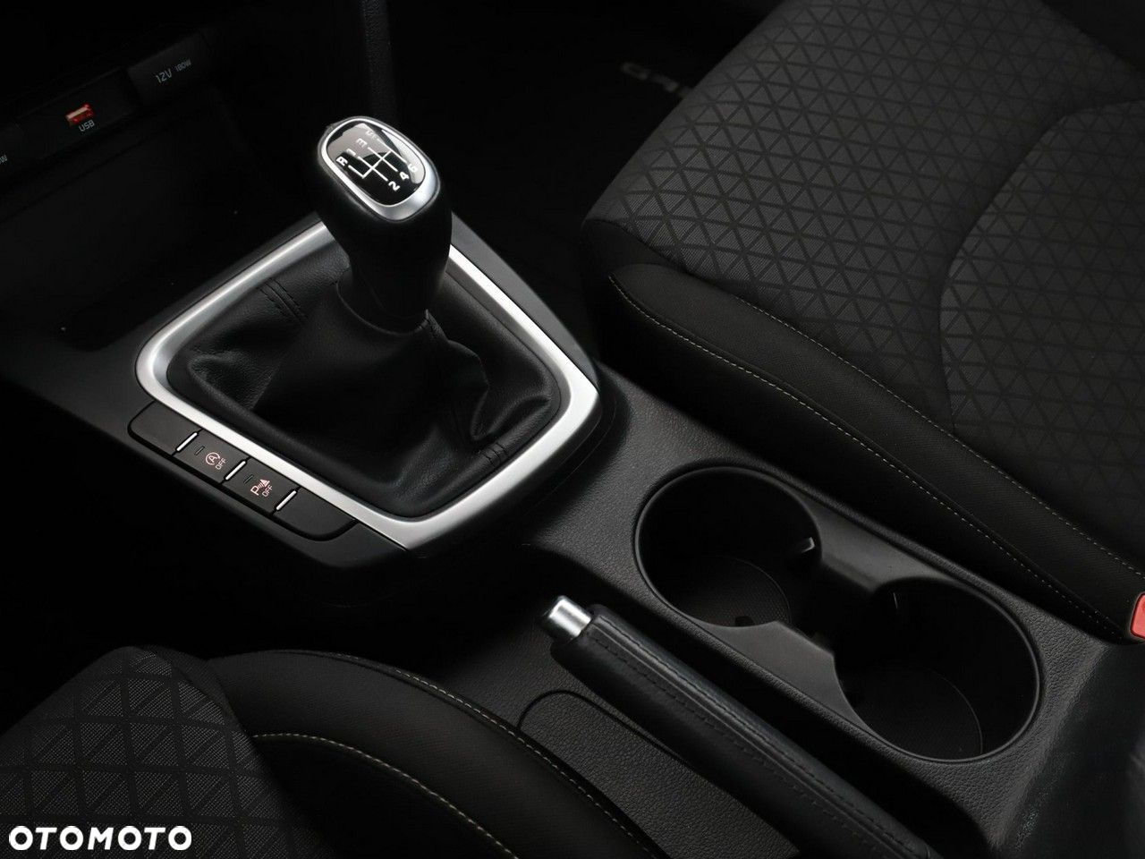 Kia XCeed 1.0 T-GDI L - 27