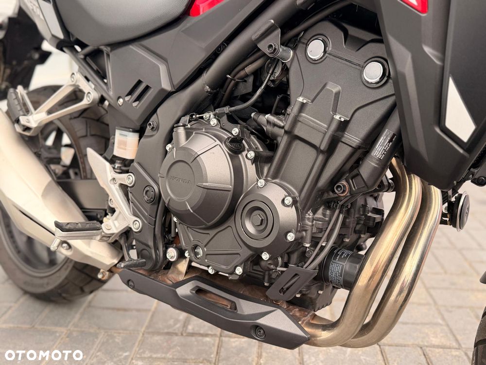 Honda CB - 12