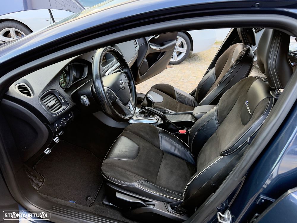 Volvo V40 D2 R Design - 43