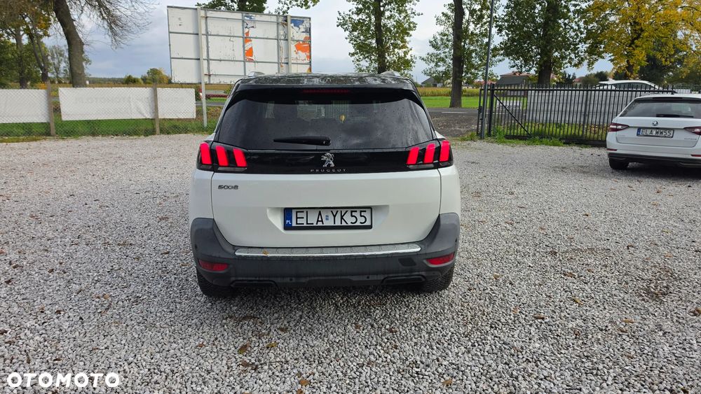 Peugeot 5008 2018 photo 5