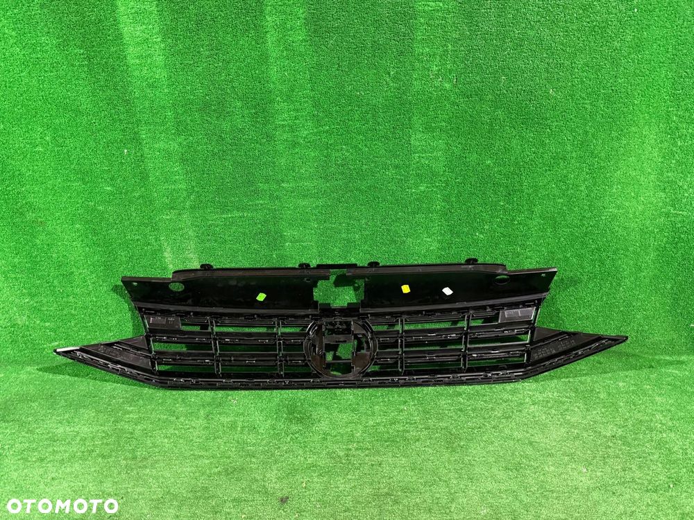 GRILL ATRAPA VW PASSAT B8 LIFT R-LINE nowy NR:00001 - 2