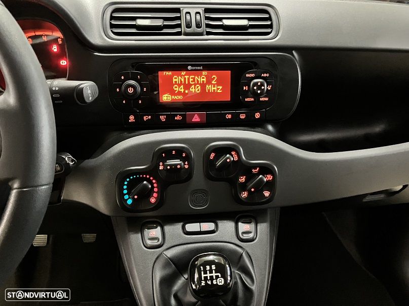 Fiat Panda 1.0 Hybrid City Life - 22