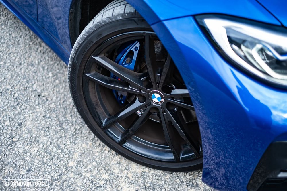 BMW 330 i Pack M Shadow Auto - 8