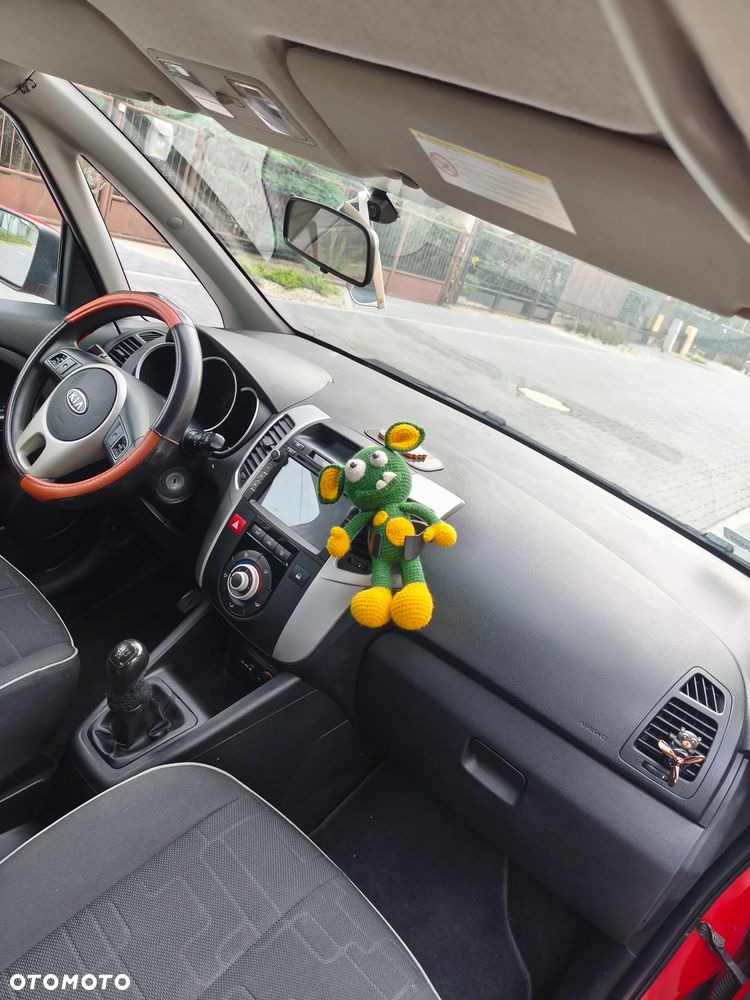 Kia Venga 1.4 S - 7