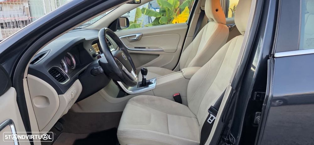 Volvo S60 2.0 D3 Kinetic Start/Stop - 5