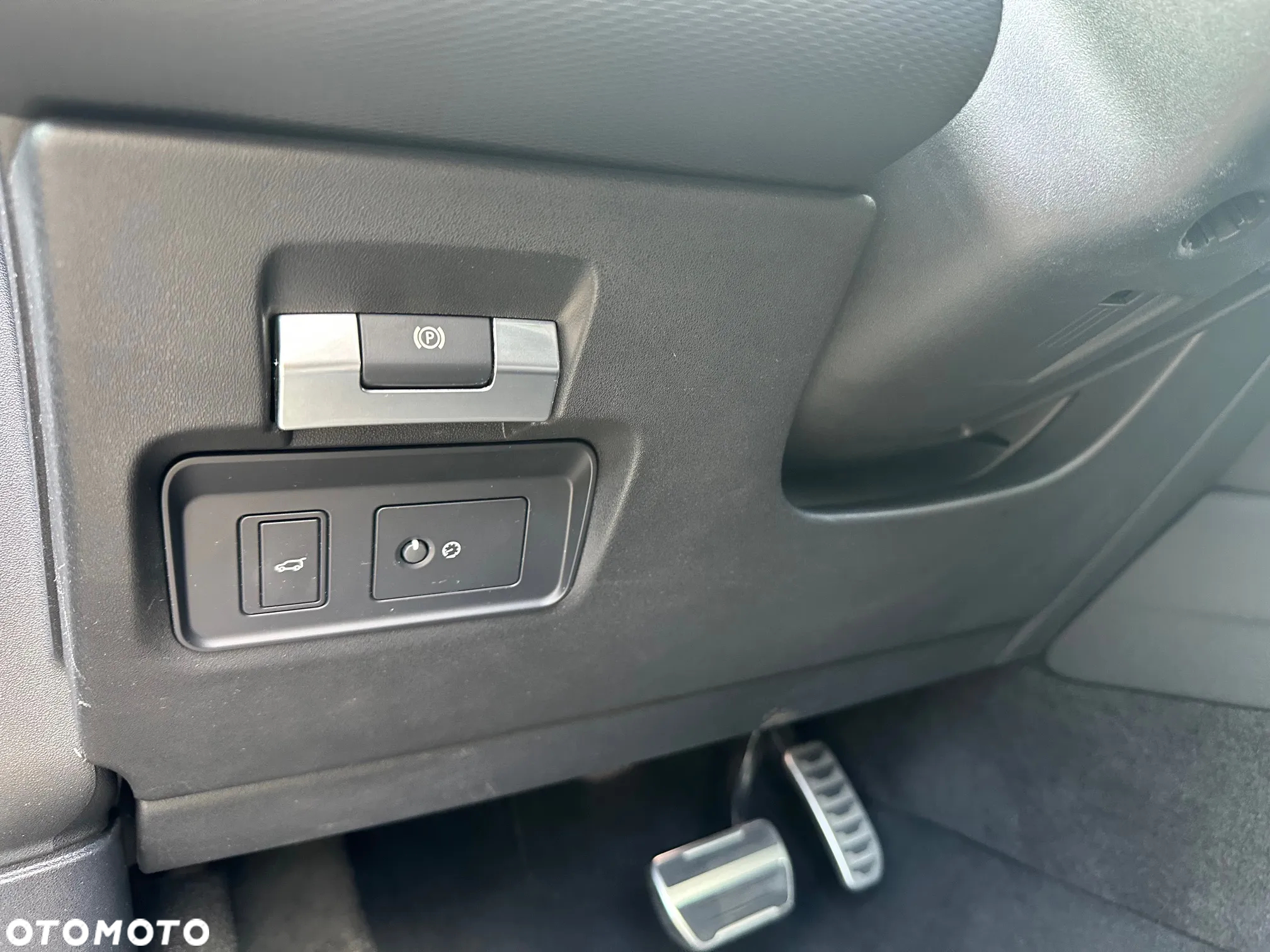 Land Rover Discovery Sport - 37