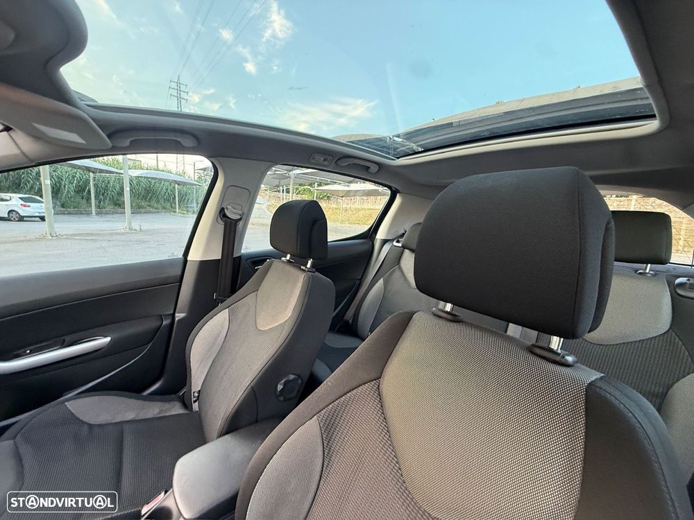Peugeot 308 HDi FAP 110 Sport Plus - 14