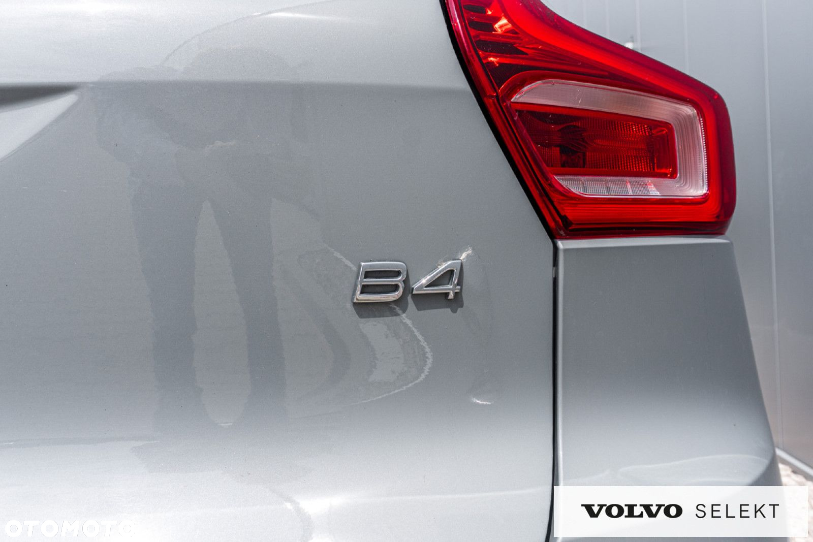 Volvo XC 40 - 18