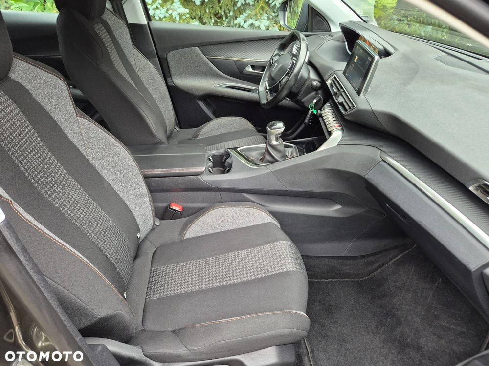 Peugeot 3008 - 13