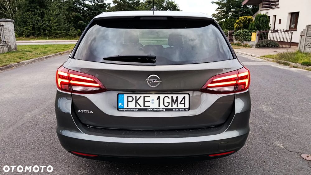 Opel Astra 1.4 Turbo 120 Jahre - 14