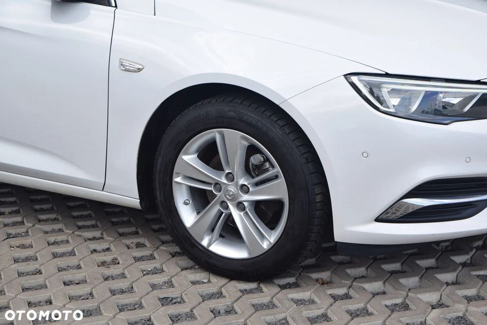 Opel Insignia 1.5 T Elite S&S - 8