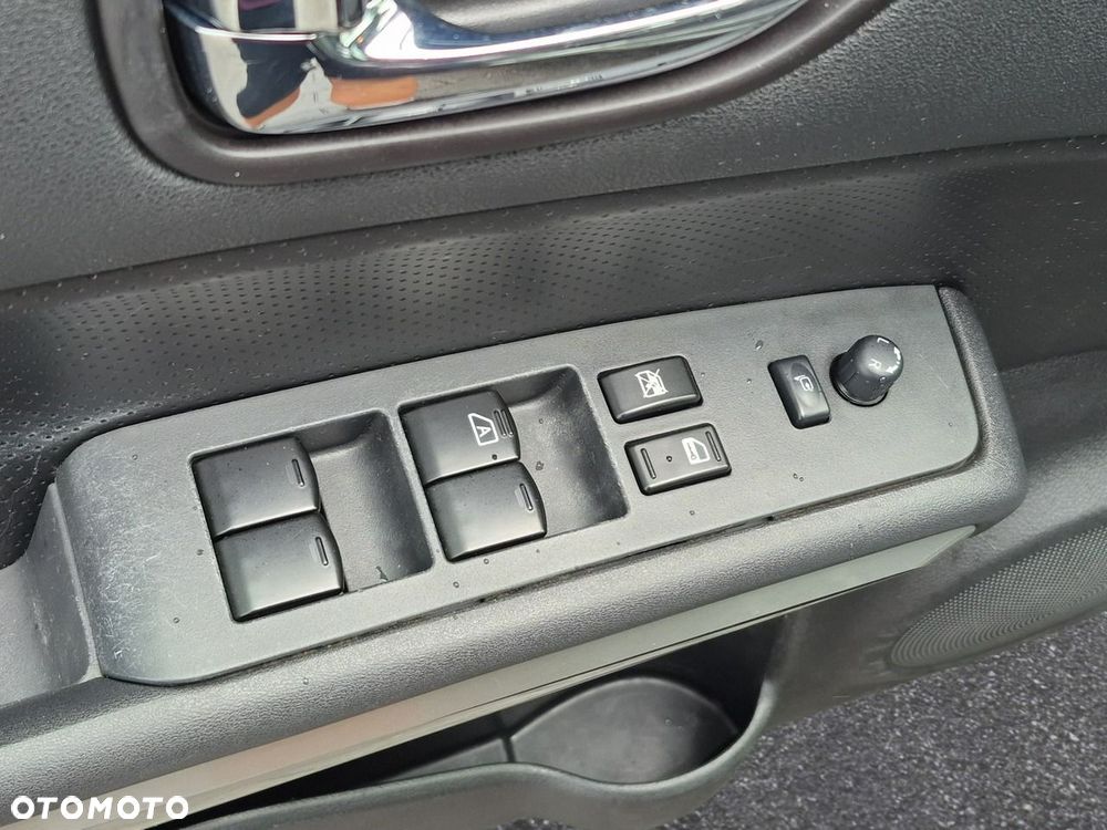 Nissan X-Trail - 17