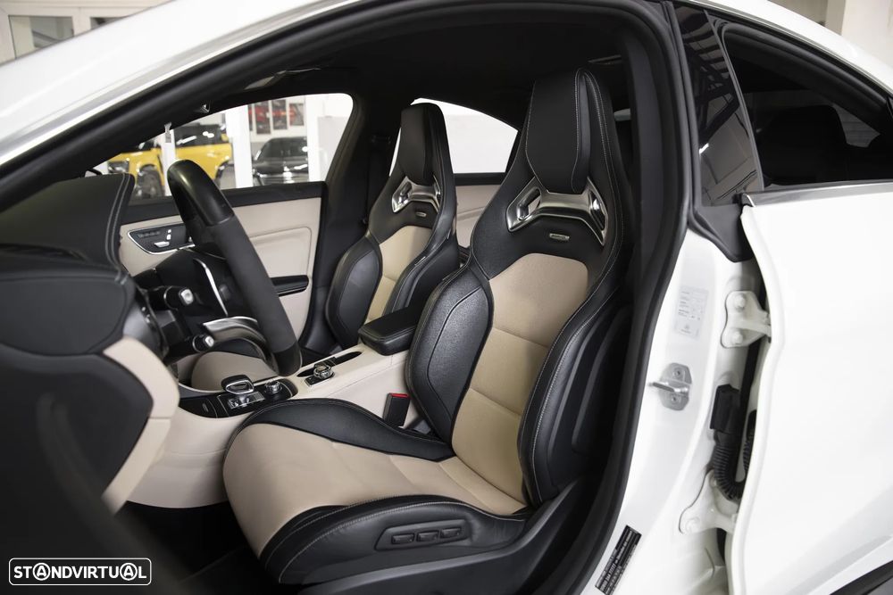 Mercedes-Benz CLA 45 AMG 4Matic Speedshift DCT 7G Night Edition - 28