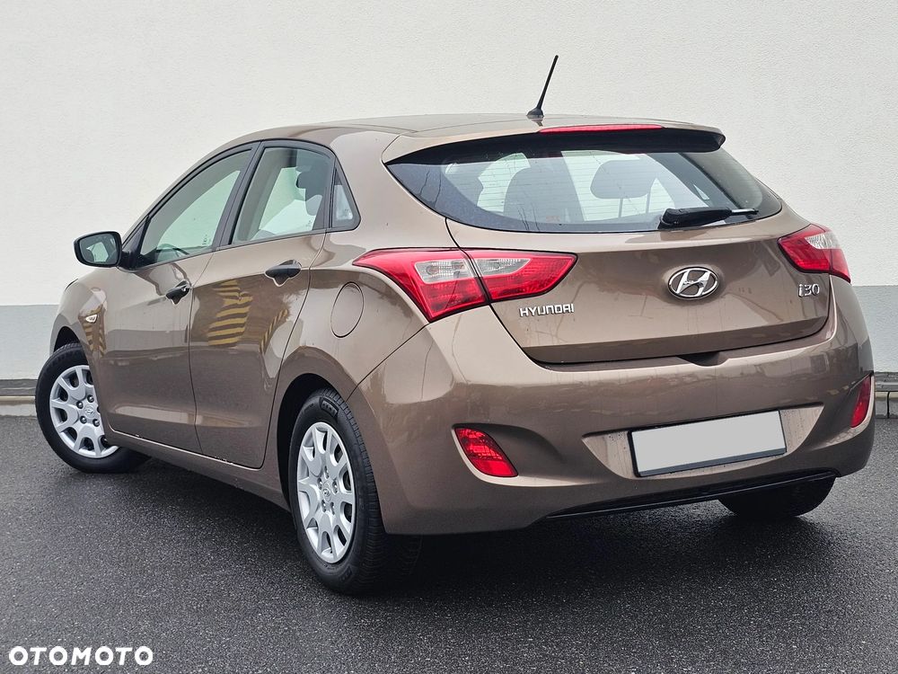 Hyundai i30 1.4 Classic - 8