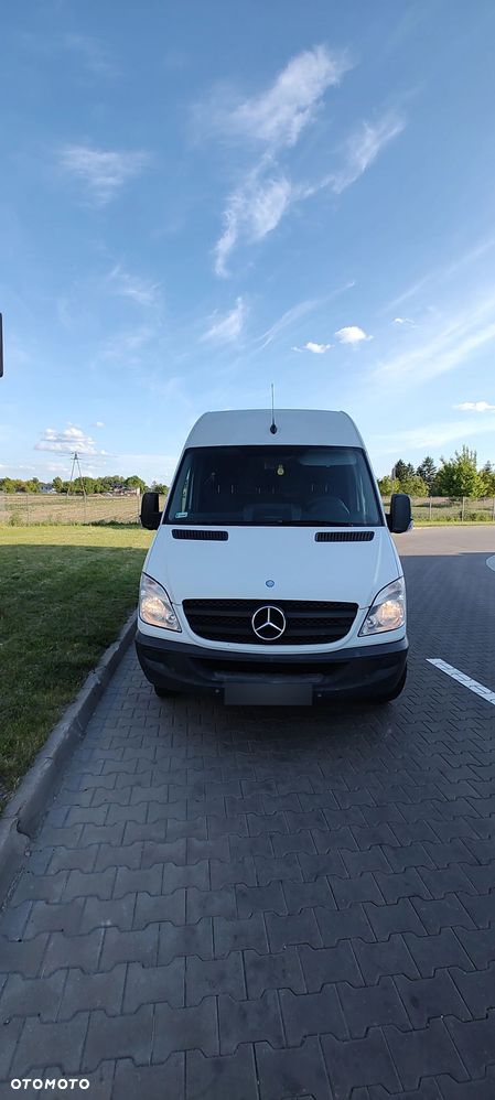 Mercedes-Benz SPRINTER 216 - 15