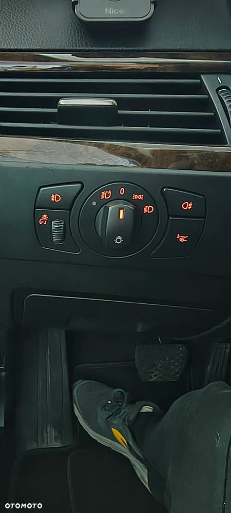 BMW Seria 5 - 16