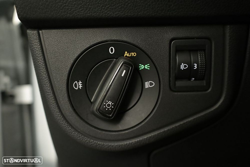 VW Taigo 1.0 TSI Urban - 18