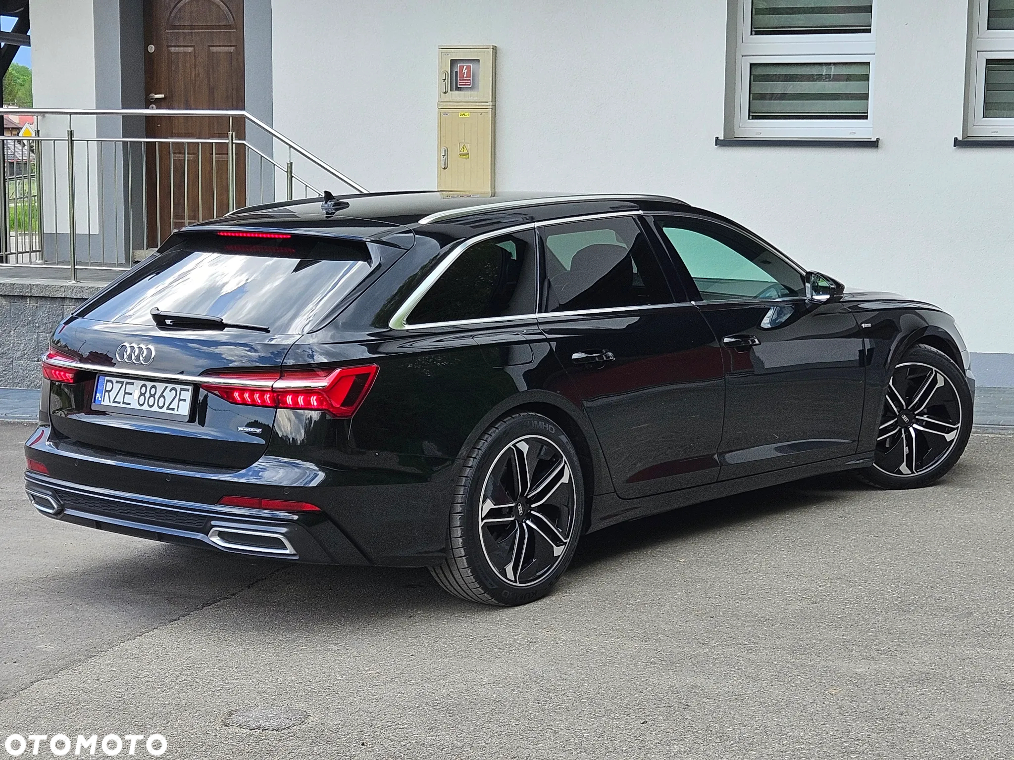 Audi A6 Avant 40 TDI quattro S tronic S line - 26