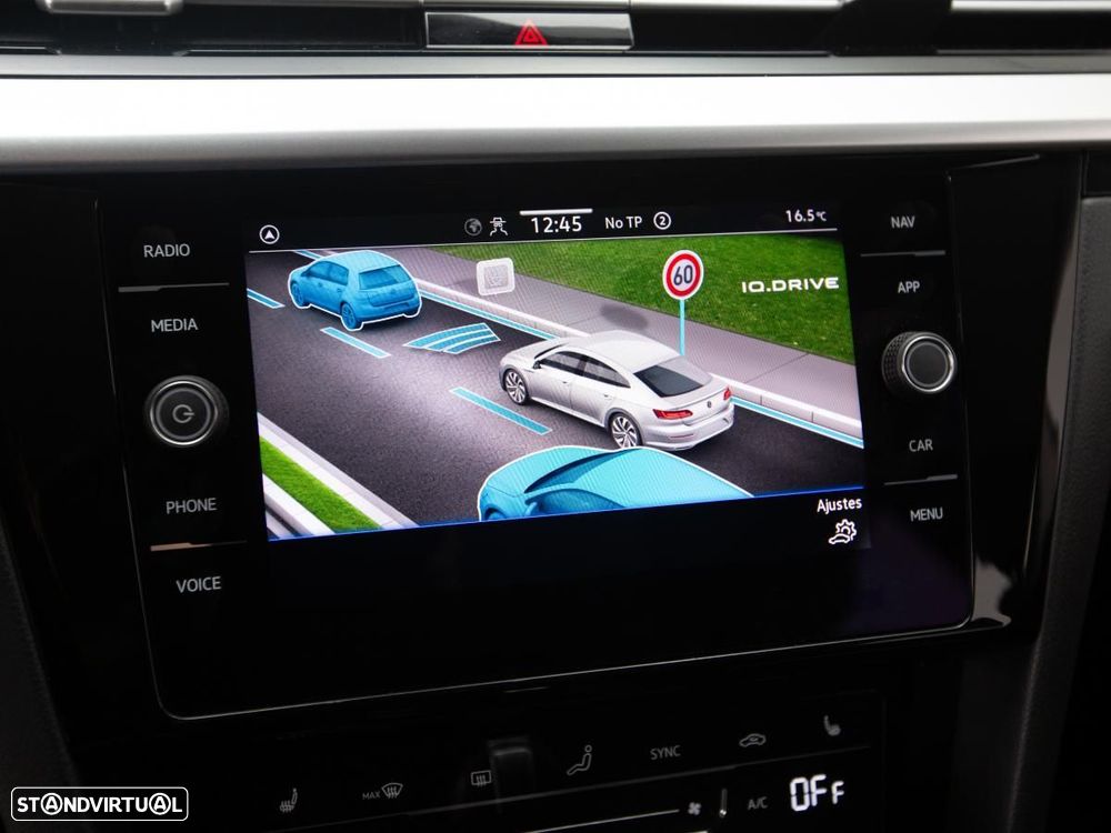 VW Arteon 2.0 TDI Elegance DSG - 24