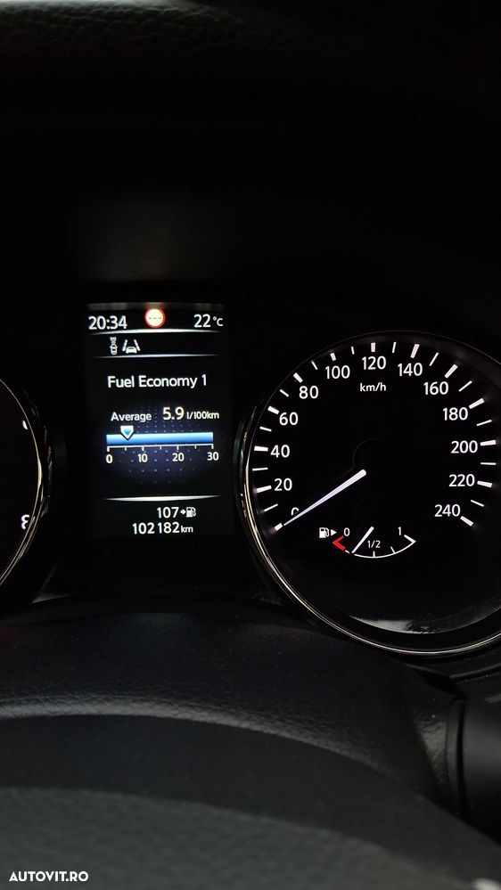 Nissan Qashqai 1.6 DIG-T TEKNA+ - 21