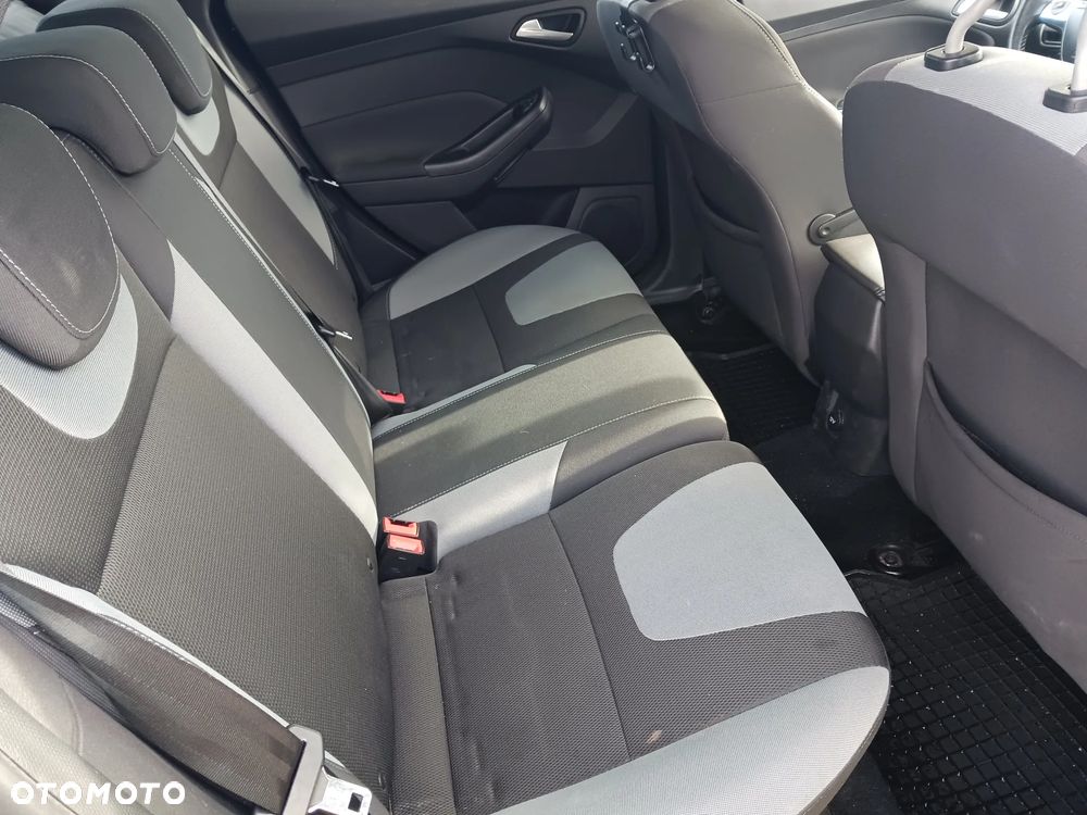 Ford Focus - 9