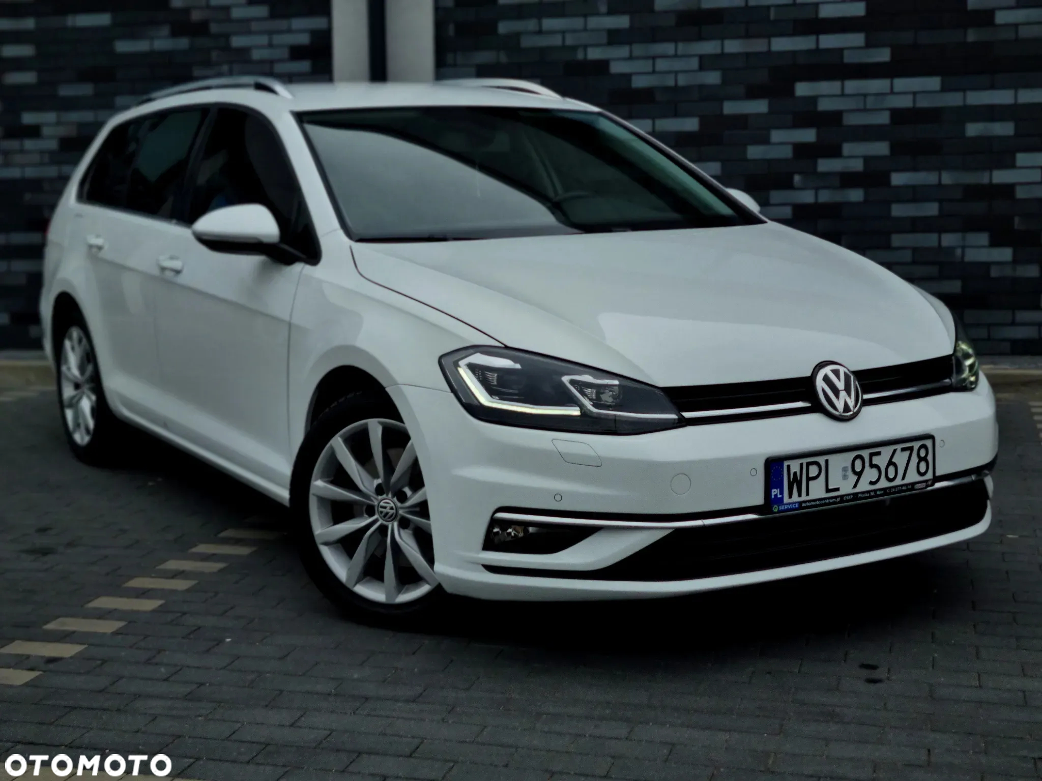 Volkswagen Golf 2.0 BlueTDI DSG Highline - 3