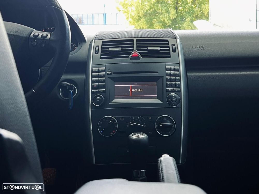 Mercedes-Benz A 180 CDI Avantgarde - 25