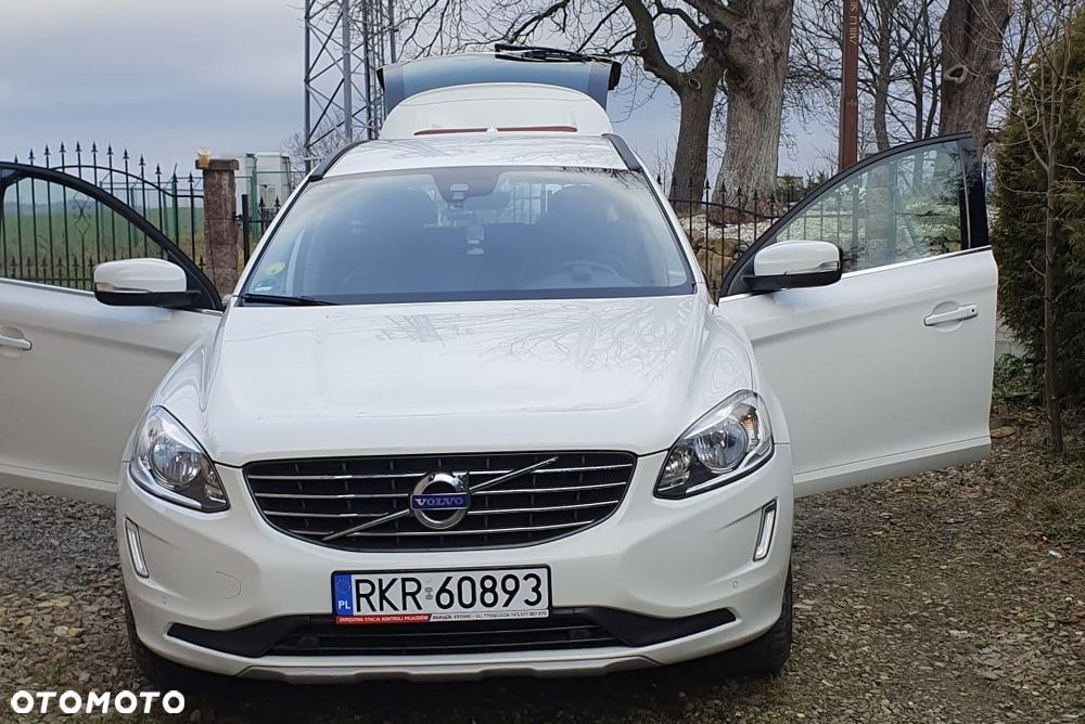 Volvo XC 60 D3 Geartronic Momentum - 1