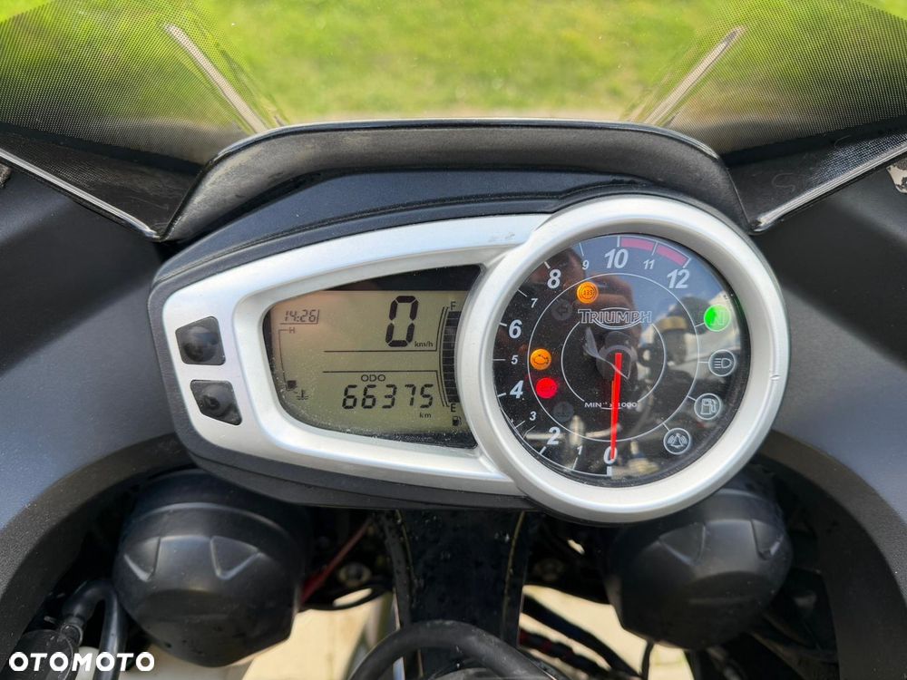 Triumph Tiger - 8