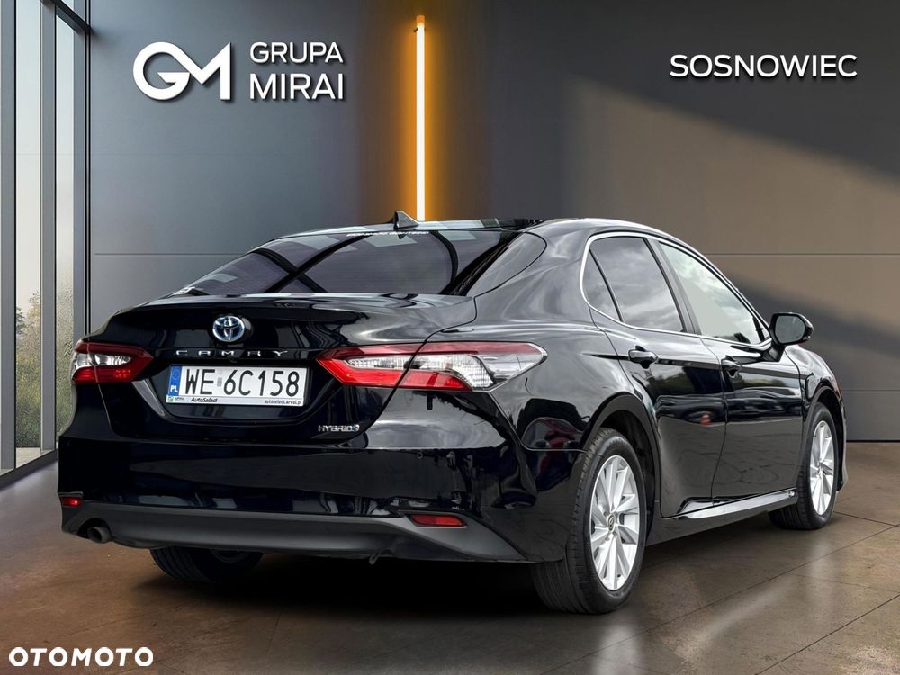 Toyota Camry 2.5 Hybrid Comfort CVT - 5