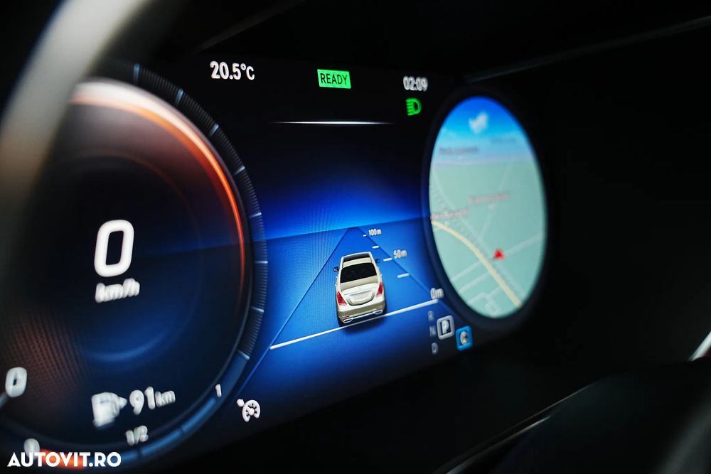 Mercedes-Benz GLC Coupe 300 4Matic 9G-TRONIC AMG Line Plus - 36