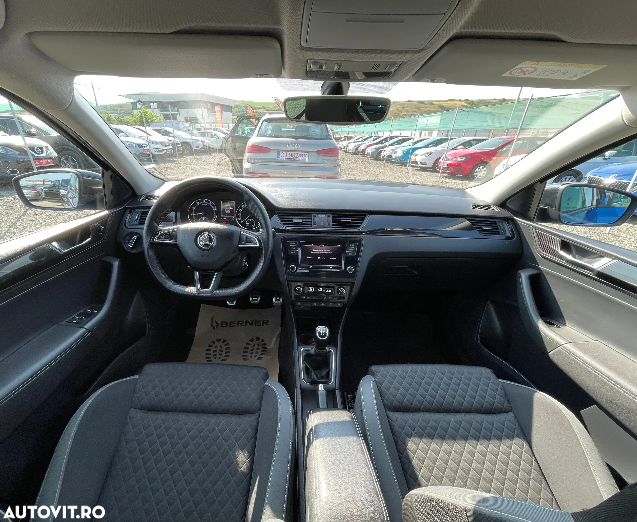 Skoda RAPID 1.0 TSI Style - 24