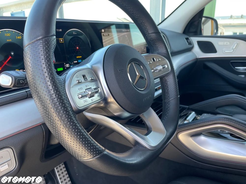 Mercedes-Benz GLE 300 d 4Matic 9G-TRONIC AMG Line - 24