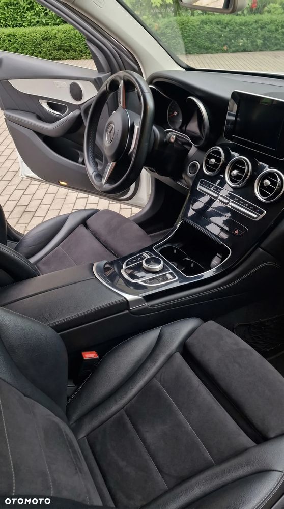 Mercedes-Benz GLC 250 4-Matic - 2