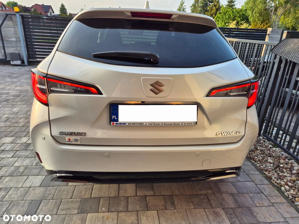 Suzuki Swace 1.8 Hybrid Premium Plus CVT - 36