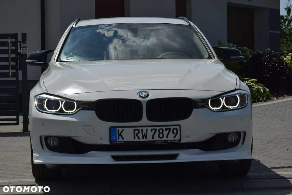 BMW Seria 3 318d Blue Performance - 3