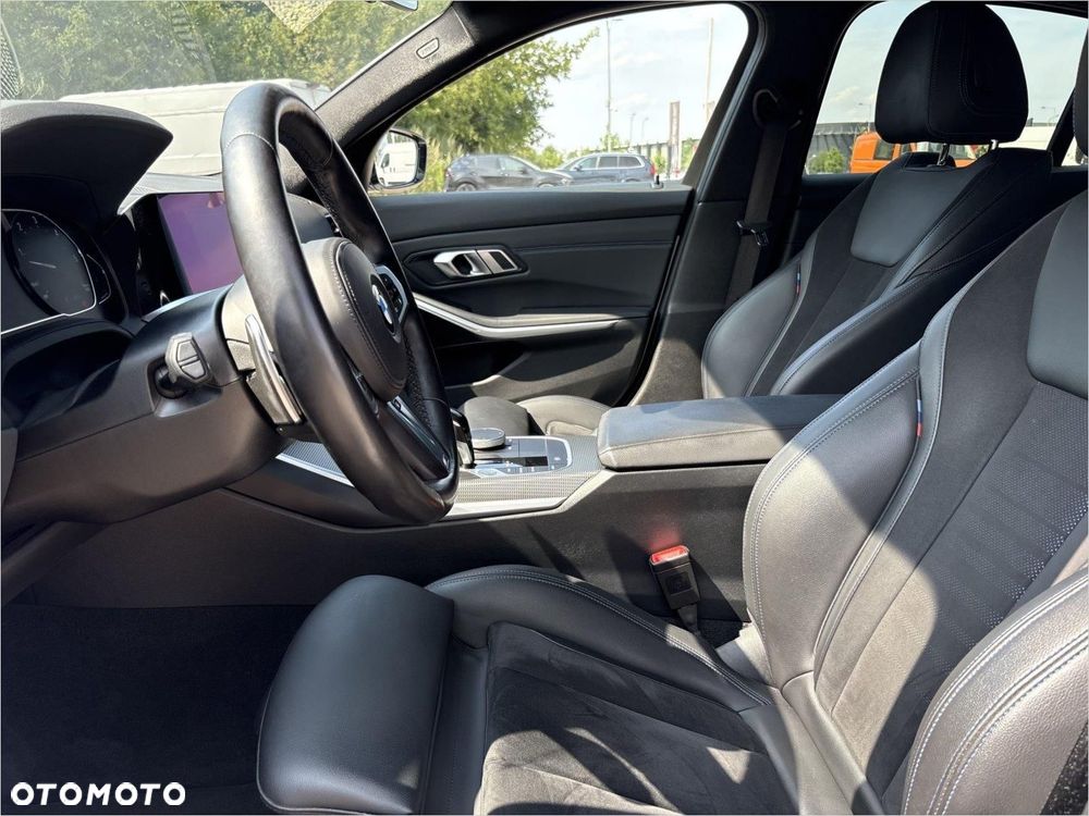 BMW Seria 3 330d M Sport sport - 10
