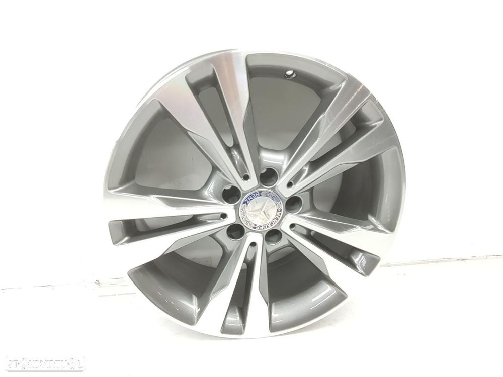 PNEU MERCEDES-BENZ CLASE C BM 205 BERLINA - 1