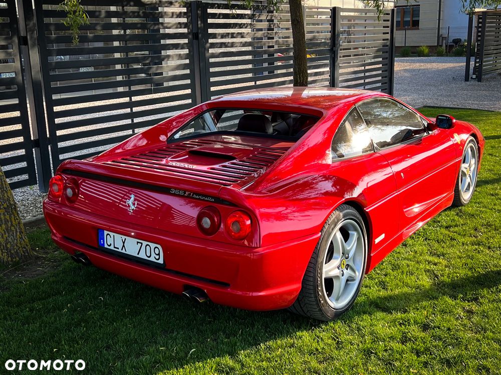 Ferrari F355 - 14