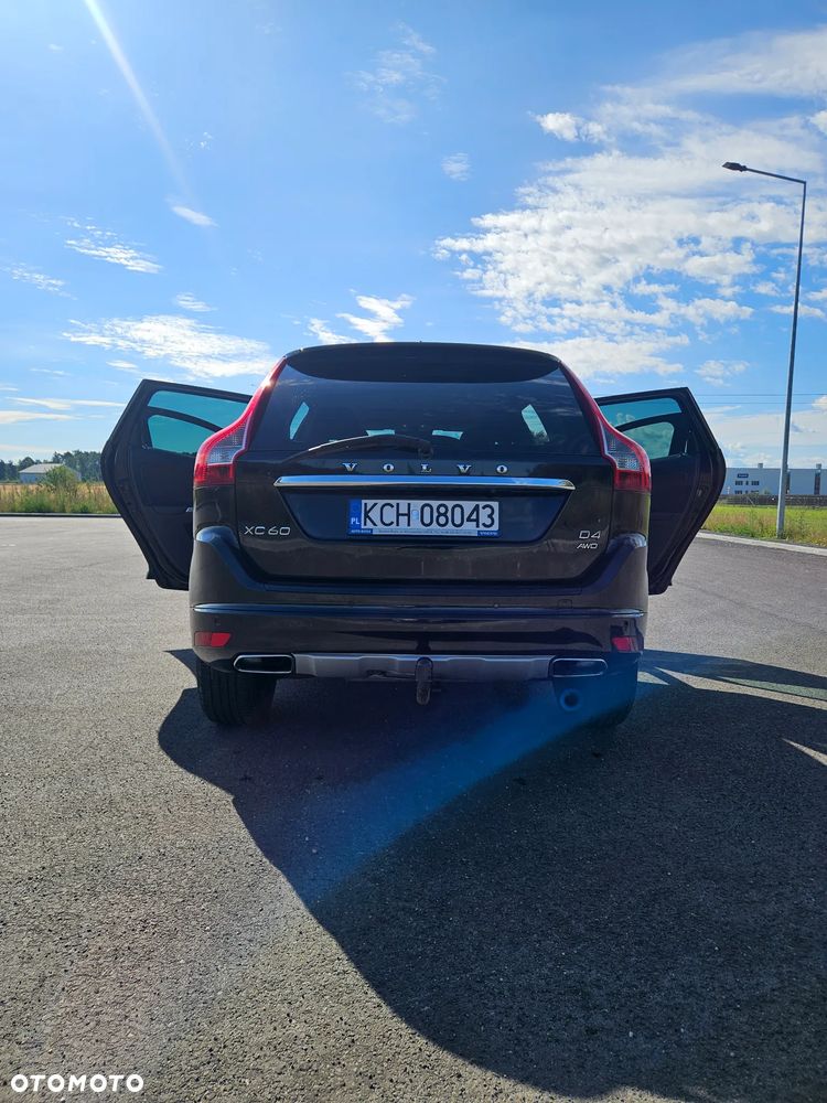 Volvo XC 60 D4 AWD Summum - 9