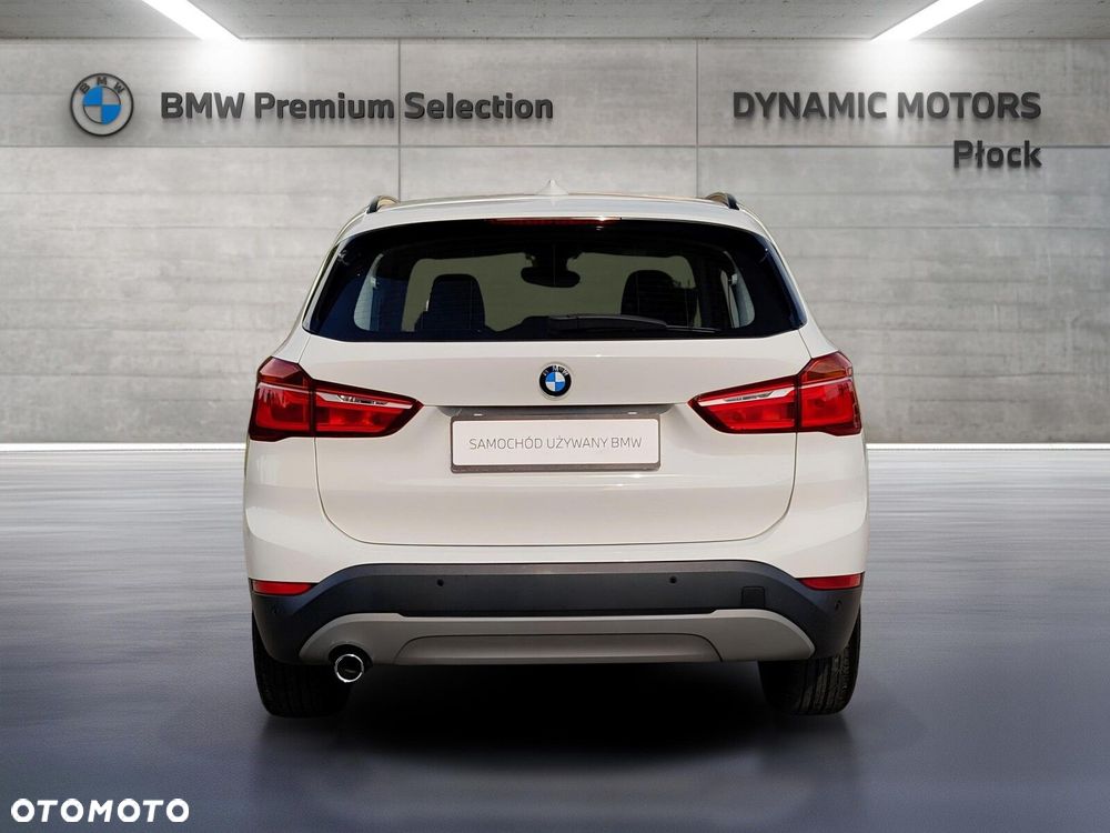 BMW X1 sDrive18i - 5