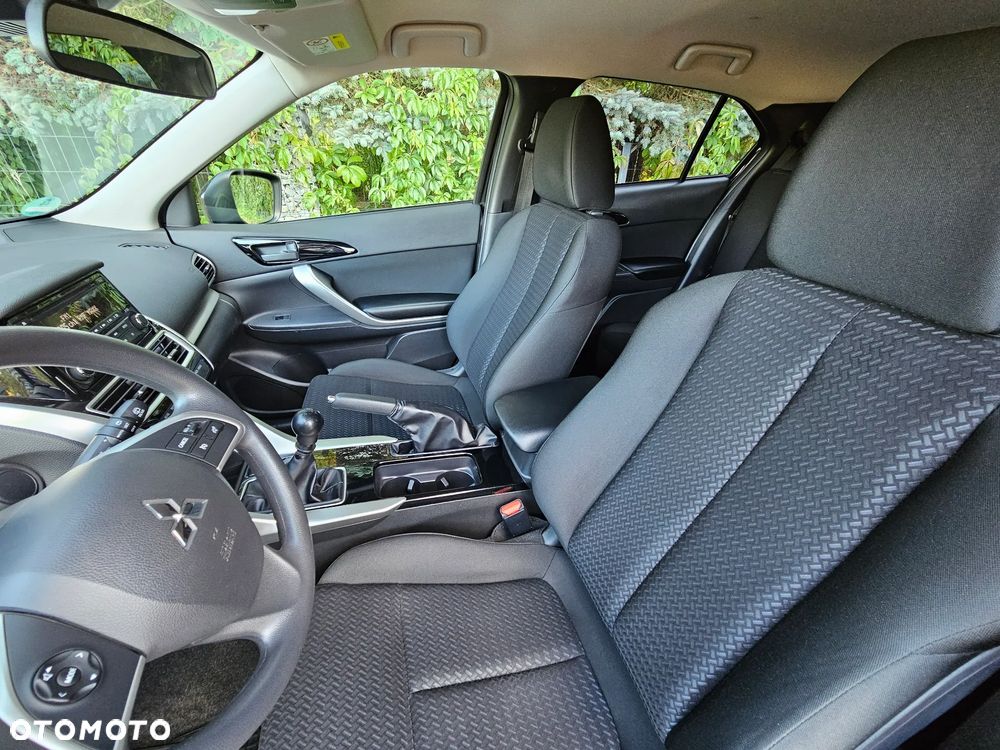 Mitsubishi Eclipse Cross 1.5 T-MIVEC (ClearTec) 2WD Active - 19