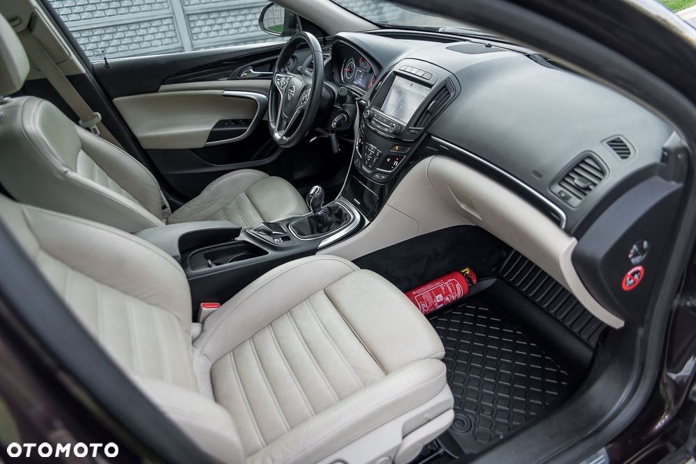 Opel Insignia 2.0 CDTI Cosmo S&S - 19
