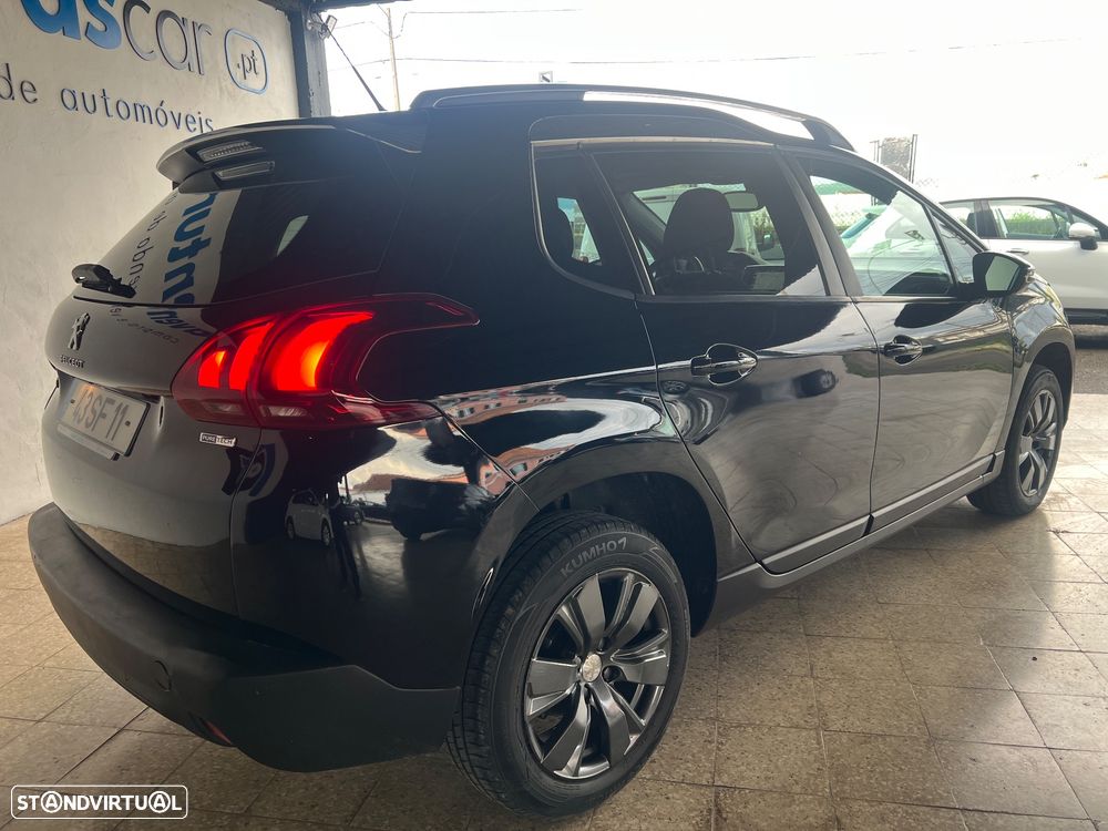 Peugeot 2008 1.2 PureTech Style - 7