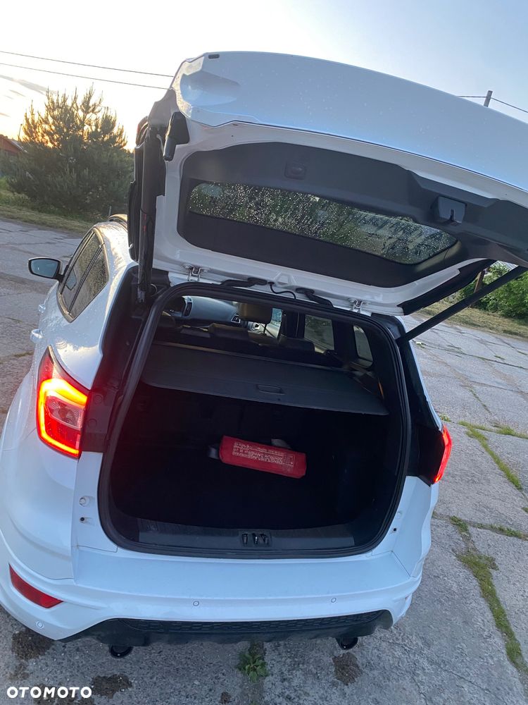 Ford Kuga 2.0 TDCi FWD ST-Line - 22