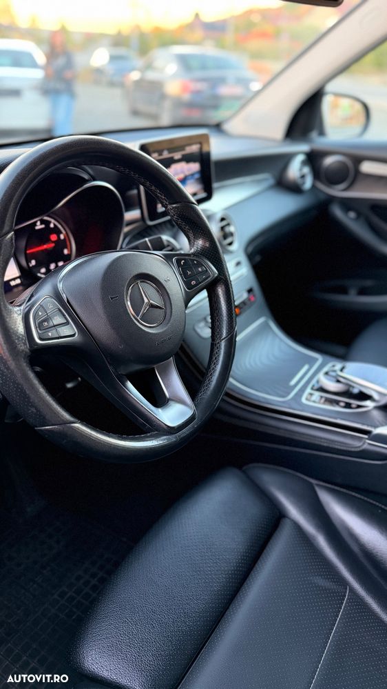 Mercedes-Benz GLC - 4
